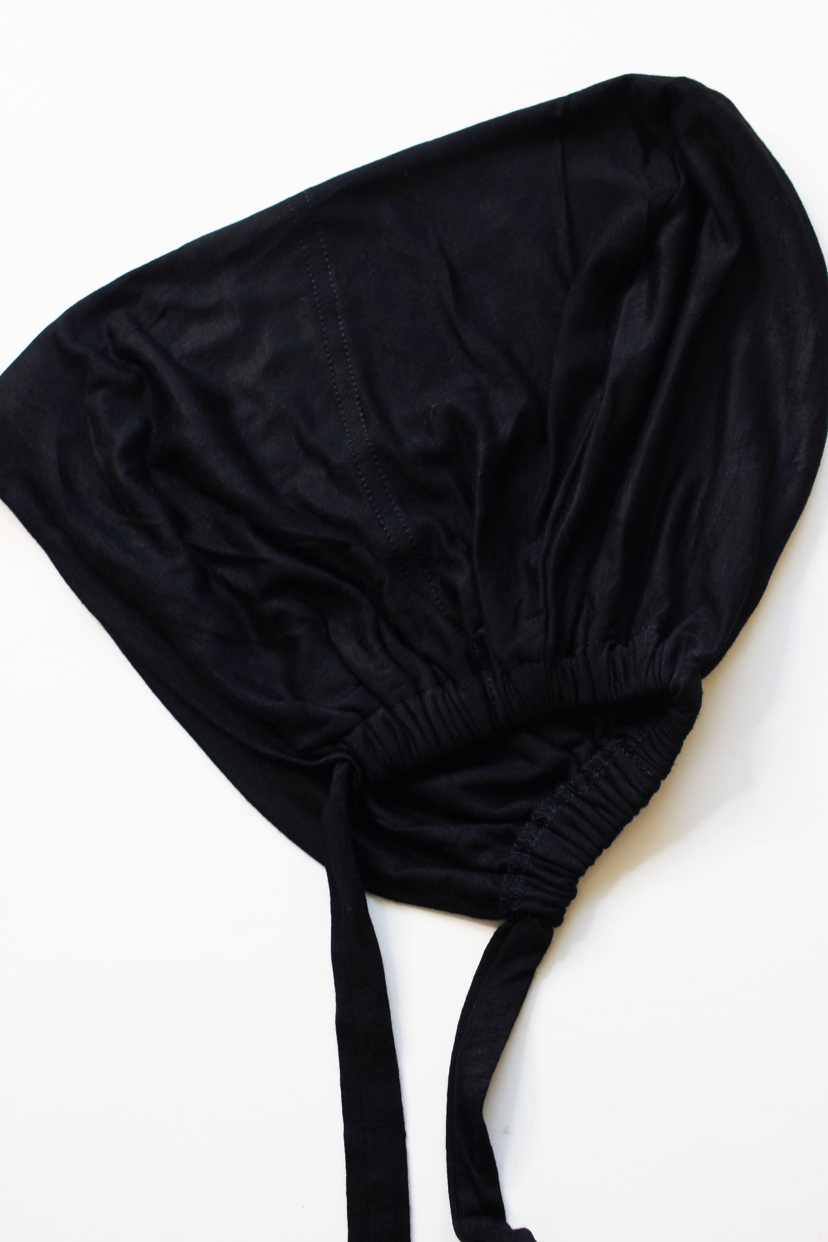 Black - Adjustable Tie Underscarf